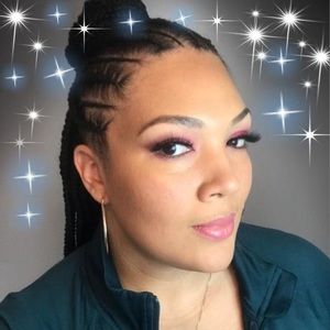 Meet your Posher, Valorie